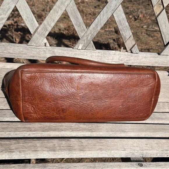 EUC Frye Leather Tote w/Removable Pouch - Picture 5 of 12